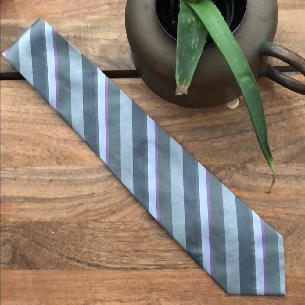 Hugo Boss striped tie
